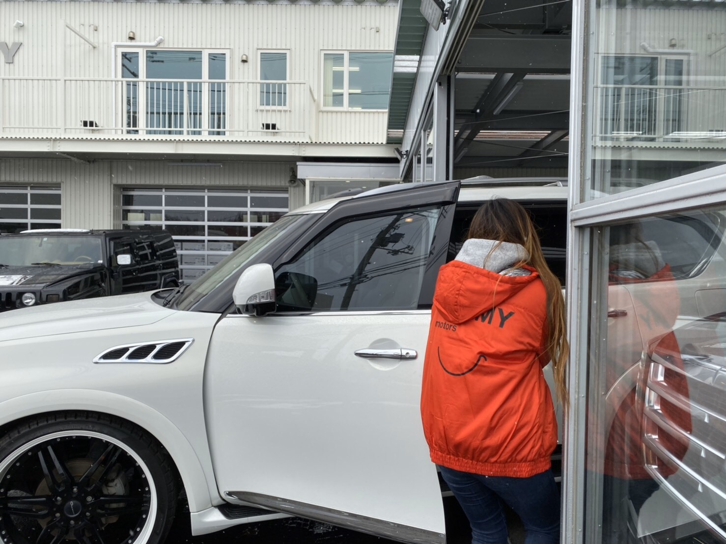12月3日(火)本店ブログ♪ランクルプラド 30年車入庫しました✊ LX570 エスカレード ハマー_b0127002_17535052.jpg
