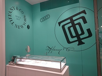 色鮮やかな差し色はいかが?!_d0091909_11463839.jpg