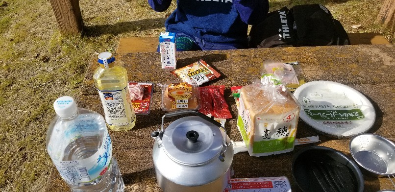 キャンプ飯をつくろう！_b0361534_21554648.jpg