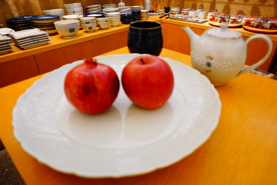 廣政毅　磁器展のご案内　12/4(水)~12/9月)_b0132442_18520017.jpg