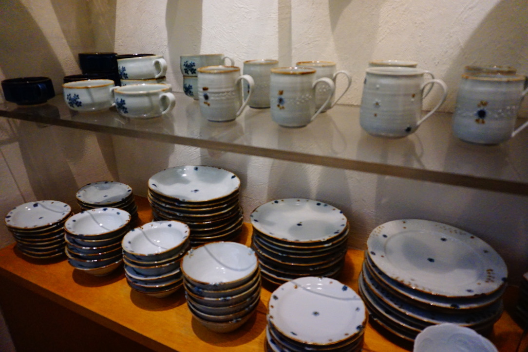 廣政毅　磁器展のご案内　12/4(水)~12/9月)_b0132442_18524195.jpg