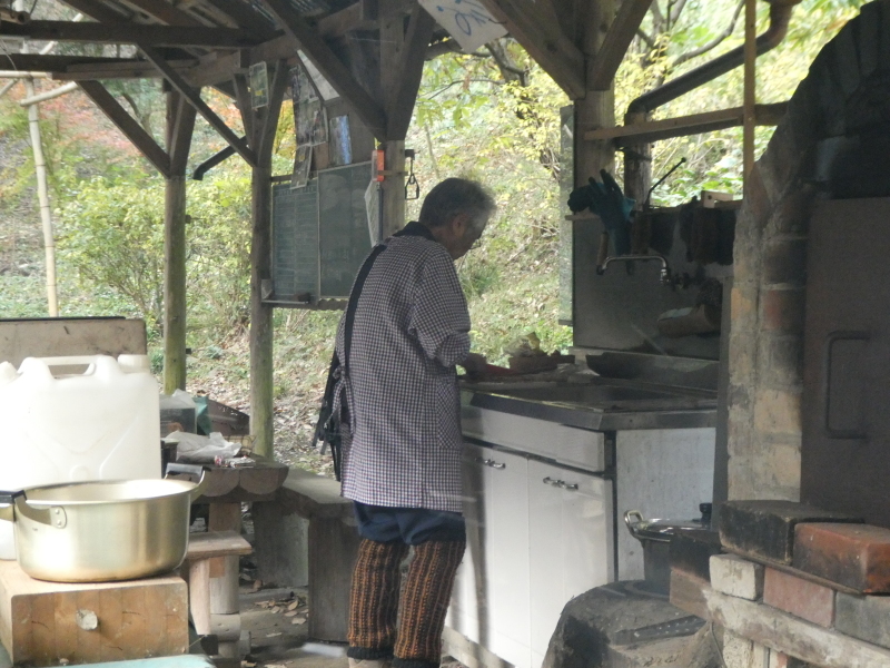 孝子の森定例活動にイノシシも参加か・・・?_c0108460_18005346.jpg