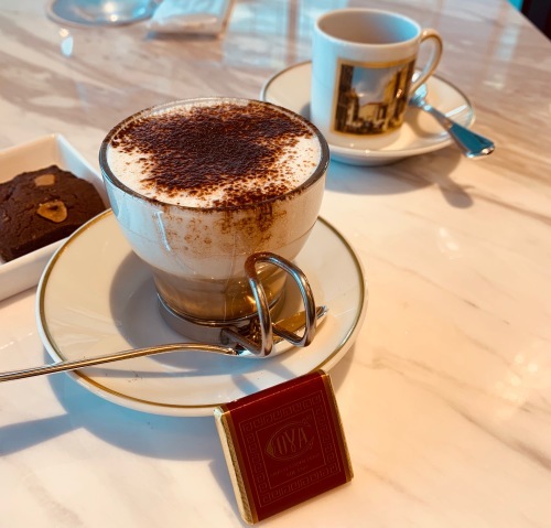 ミラノの老舗カフェCovaが渋谷に!_c0355702_19422294.jpg