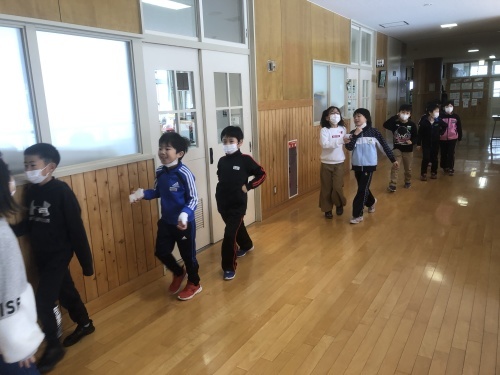 ４校統合交流学習（1・２年）_e0409139_12363455.jpg