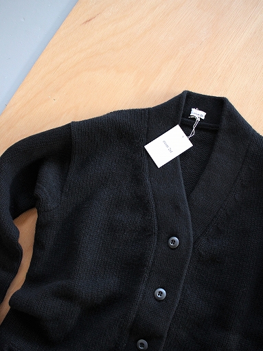 eleven 2nd Yak / Lettered Cardigan : 『Bumpkins putting on eleven 2nd Yak / Lettered Cardigan : 『Bumpkins putting on