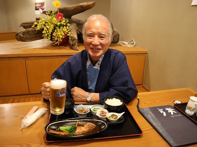 藤田八束の鉄道写真@人間の幸せ、幸の多い人少ない人その理由は何か、七福神をあなたは信じますか_d0181492_00331442.jpg