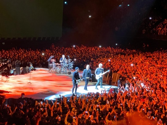 12/4 U2 THE JOSHUA TREE TOUR 2019 @さいたまスーパーアリーナ_b0042308_10402621.jpg