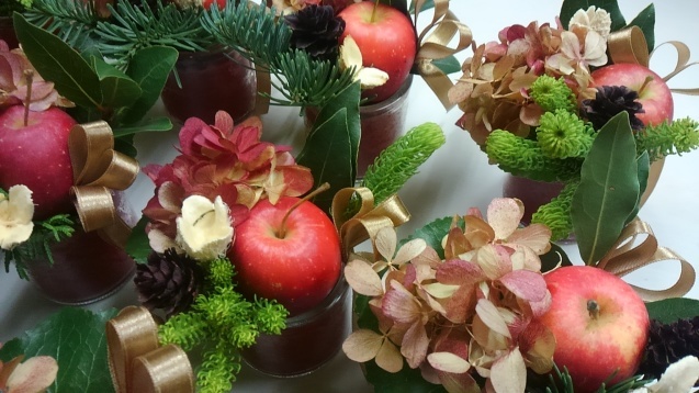 姫りんごのクリスマスミニアレンジ ウエディング 装花専門店 Misena ブログ