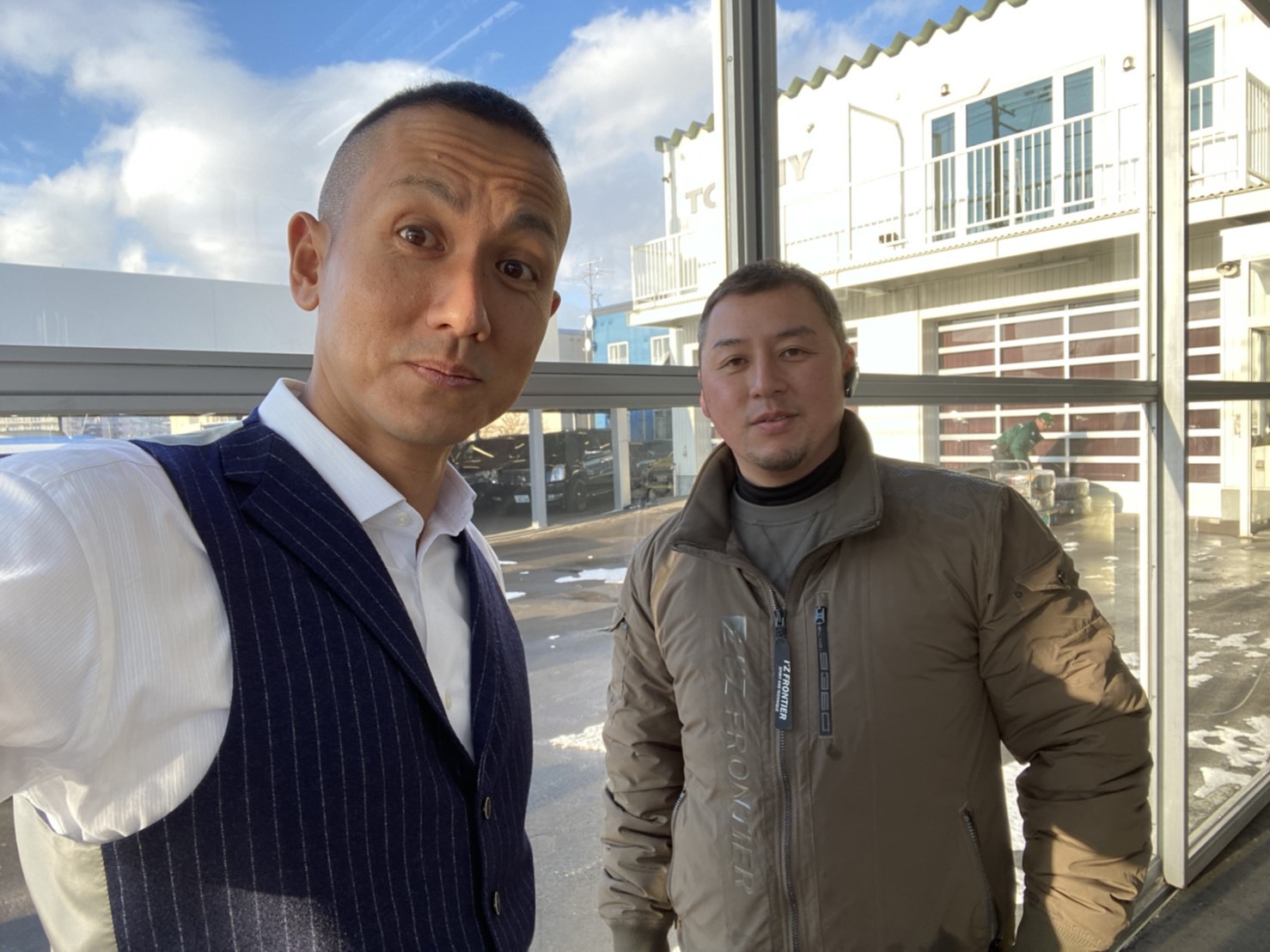 12/6 ベンツ S63 あります!ランクル、ハマー、エスカレード TOMMYモータース(^^♪_b0127002_19200945.jpg