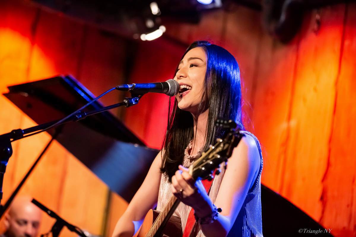 Ka-Na (植村花菜) @Rockwood Music Hall Stage 3 Nov 17 2019_a0274805_01121045.jpg