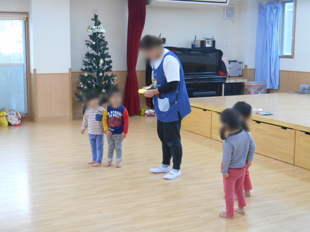 くま組 保育参観と給食懇談会_e0148419_15545675.jpg