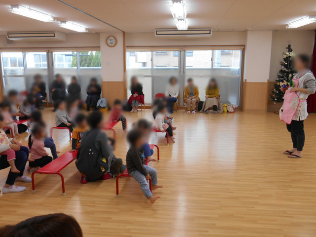 くま組 保育参観と給食懇談会_e0148419_15553588.jpg