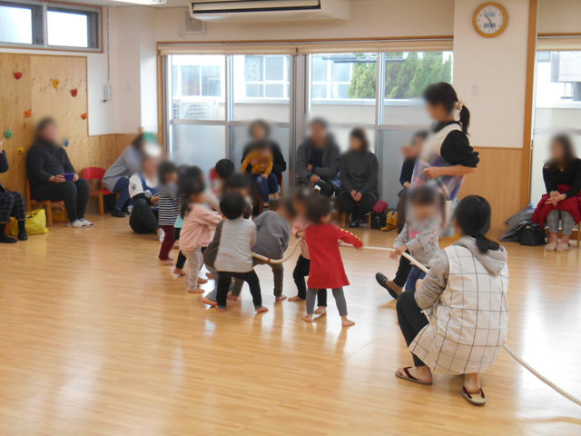 くま組 保育参観と給食懇談会_e0148419_15565235.jpg