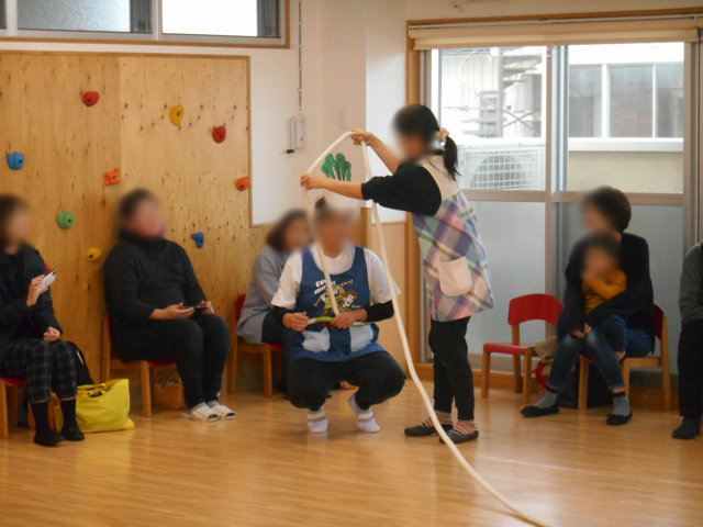 くま組 保育参観と給食懇談会_e0148419_1556531.jpg