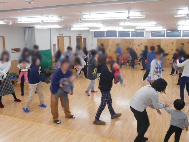 くま組 保育参観と給食懇談会_e0148419_161453.jpg
