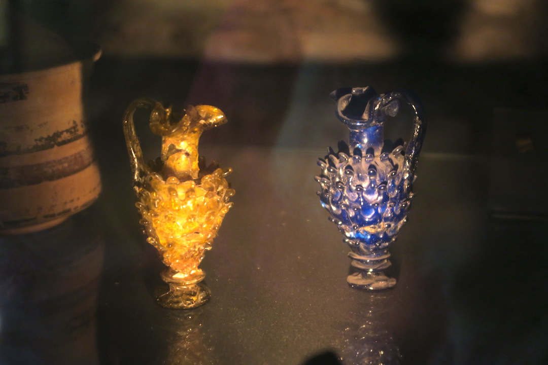 古代エトルリア博物館・墳墓遺跡めぐり、チェルヴェーテリ_f0234936_8112635.jpg