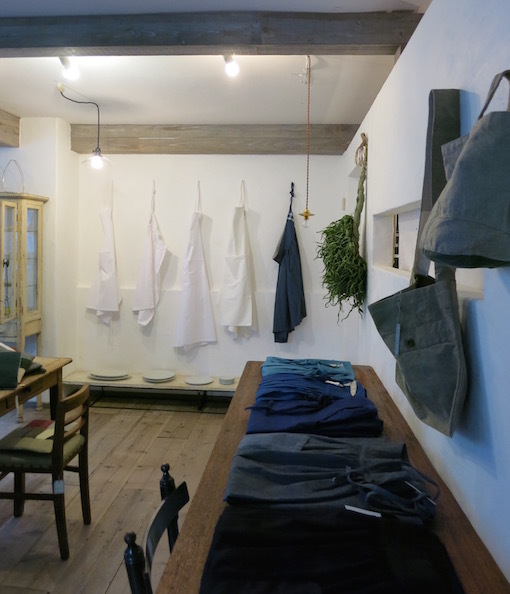 小さい部屋の12月　準備中_e0407037_15521287.jpg