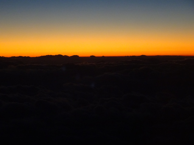 たった26時間のソウル (1)JAL93便_b0405262_2241399.jpg