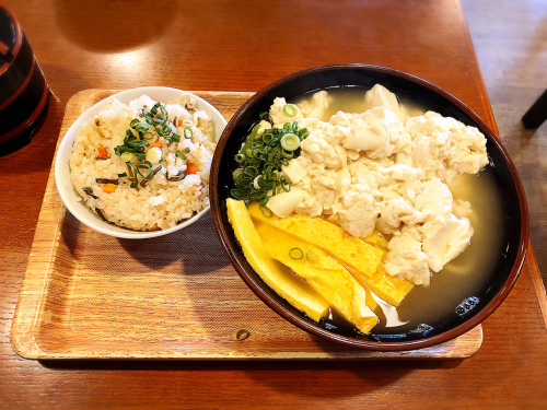沖縄そば ゆい美浜店_e0292546_02095349.jpg