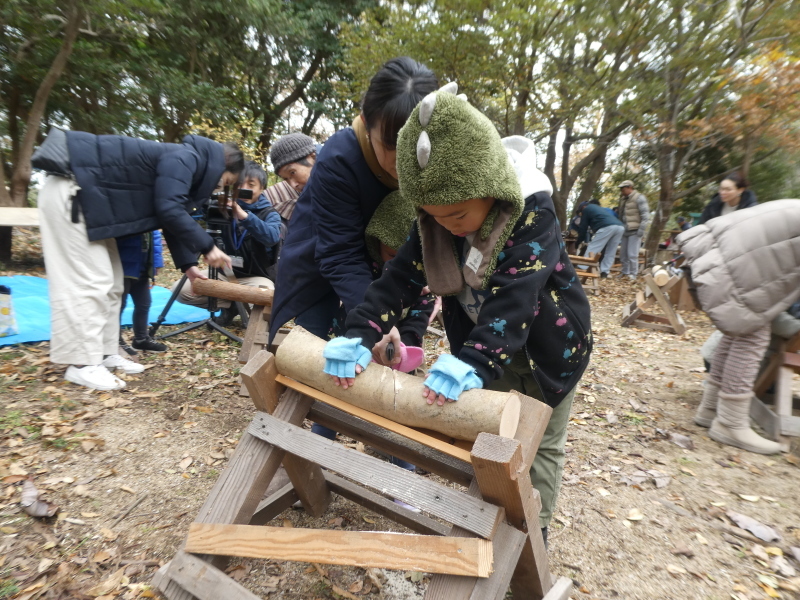 『原木クラフトを楽しもう!2019 in うみべの森』_c0108460_16535918.jpg