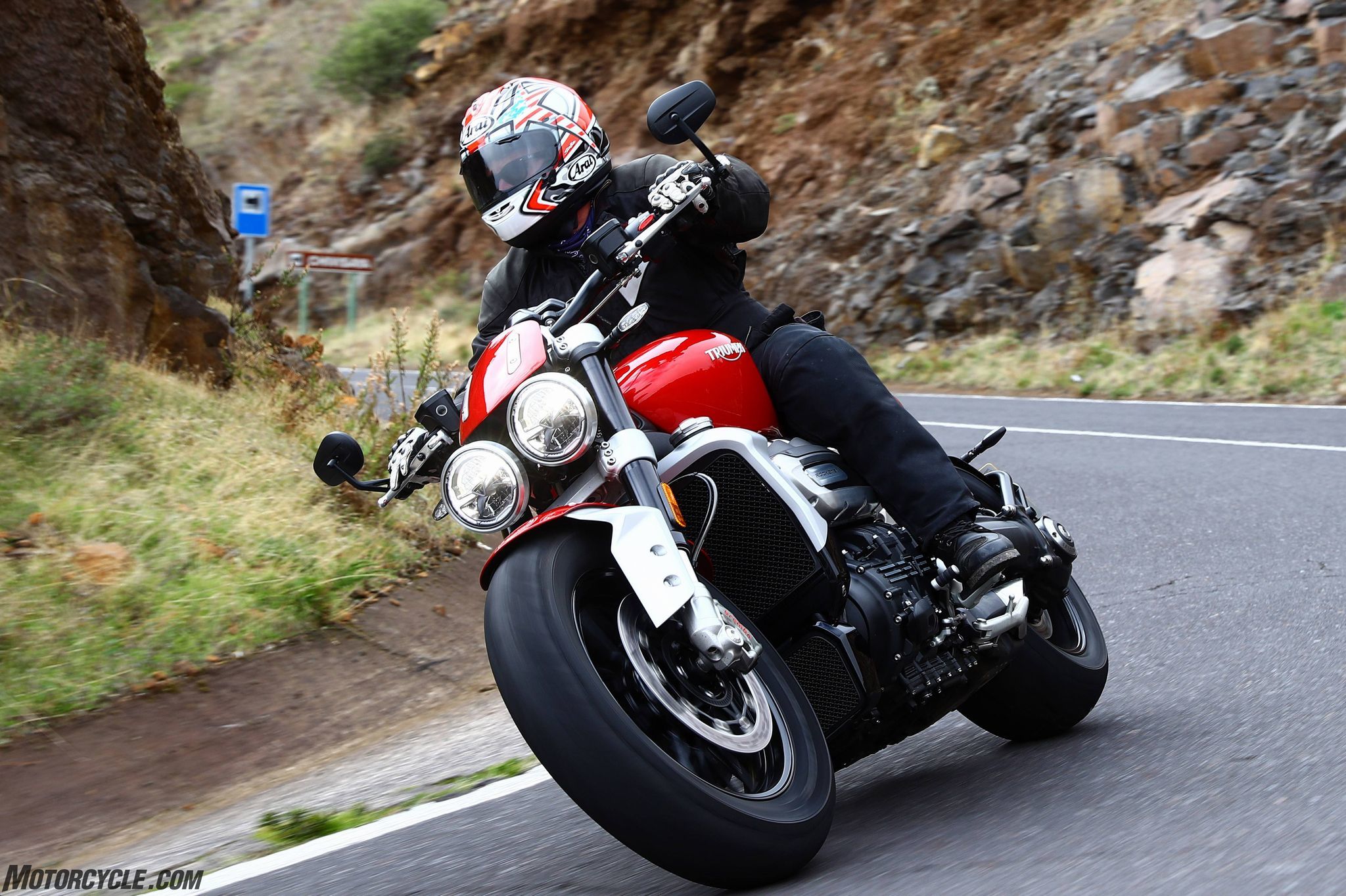 2020 Triumph Rocket 3 R and Rocket 3 GT Review 　　　　　@ Motorcycle.com_f0004270_20010949.jpg