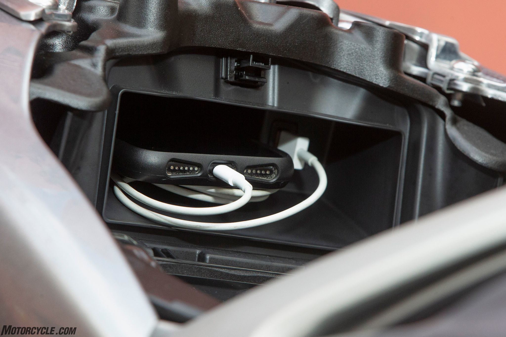 2020 Triumph Rocket 3 R and Rocket 3 GT Review 　　　　　@ Motorcycle.com_f0004270_20073130.jpg