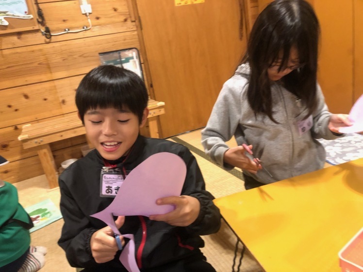 星空キャンプ〔1日目〕宇宙の不思議と天体について学ぶ3日間。初日はネコ型星座版作りに挑戦!_d0363878_00135354.jpg