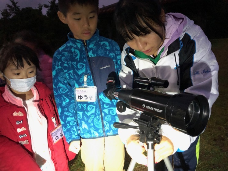 星空キャンプ〔2日目〕山の上のキャンプ場に到着。雨の切れ間に天体望遠鏡の練習だ!_d0363878_22584333.jpg