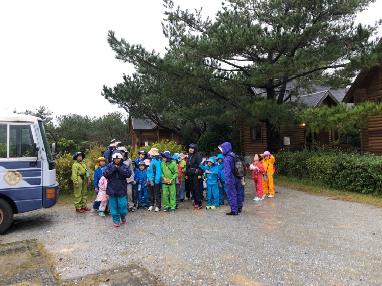 星空キャンプ〔2日目〕山の上のキャンプ場に到着。雨の切れ間に天体望遠鏡の練習だ!_d0363878_23005808.jpg