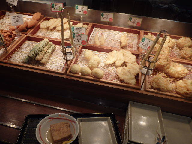 はなまるうどん 元町1番街店_c0118393_17364522.jpg
