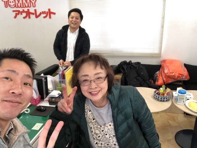 12月8日(日)トミーアウトレット☆グッチーブログ♪エスティマF様納車!タントカスタムK様納車!新在続々入荷_b0127002_16213994.jpg