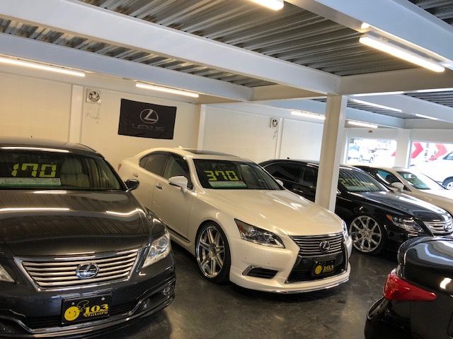 12月8日(日)TOMMYBASEブログ☆Y様フーガ納車✨レクサス♬スバル🎶フォレスター☆限定車🎶希少車♬レガシィ☆フーガ☆カスタムカー☆自社ローン_b0127002_17181704.jpg