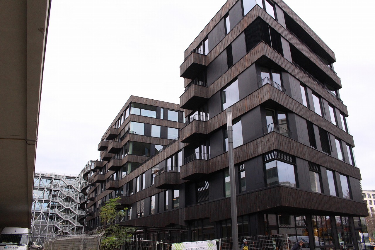 建築の日その2_a0355629_20203885.jpg