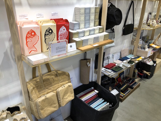 bows & arrows パリの日本酒リポート① 日本デザインのセレクトショップで、日本酒を買う!_a0231632_20320594.jpg