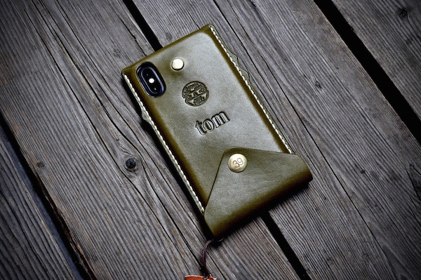 iphone Xs leather case_b0172633_20274851.jpg