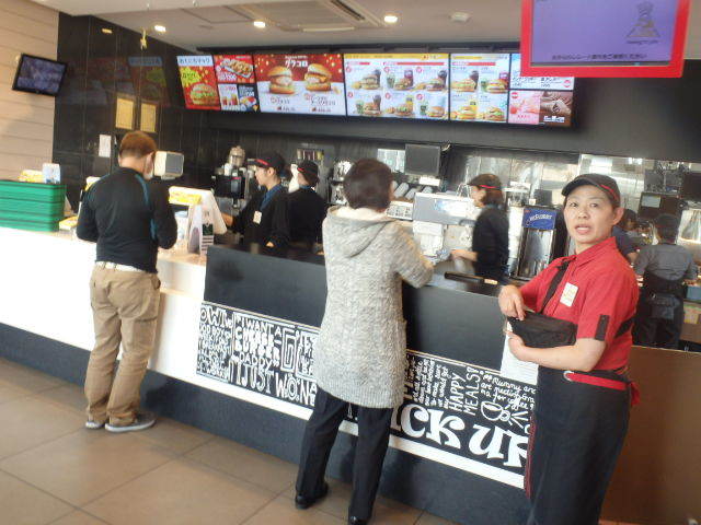 マクドナルド 伊丹荒牧店_c0118393_11290076.jpg