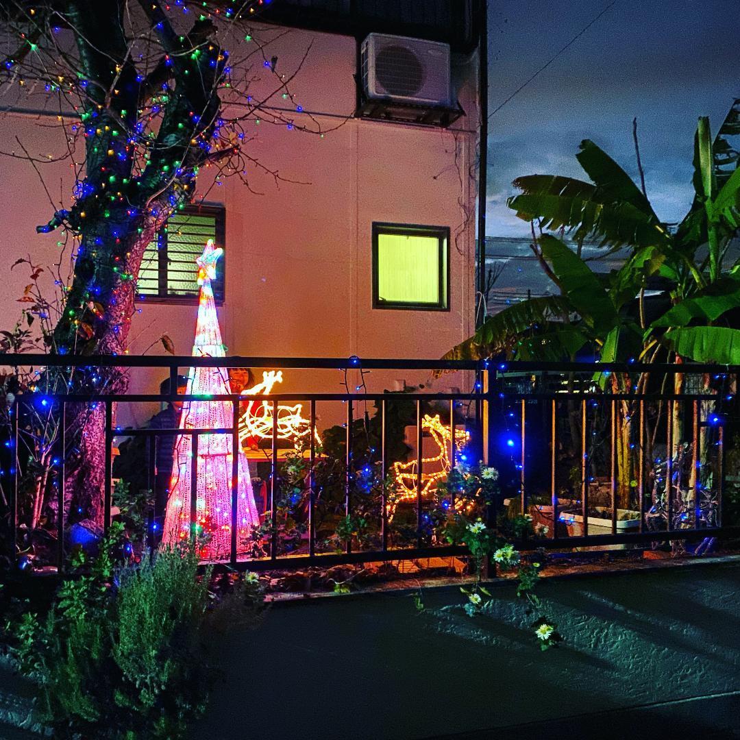 わが家のイルミネーションは?_d0020993_08322166.jpg