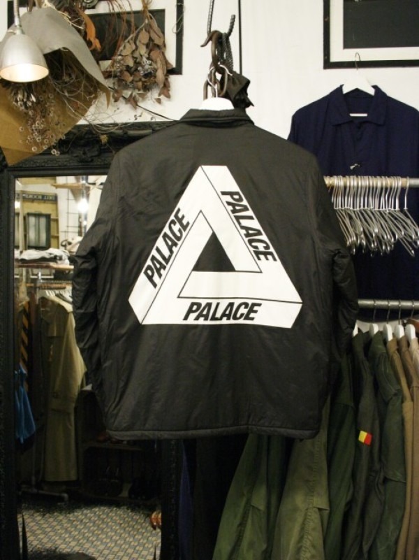 お久しぶりに。スケボーです。入荷スケートもの、SUPREME、THAMES、PALACE_f0180307_23391030.jpg