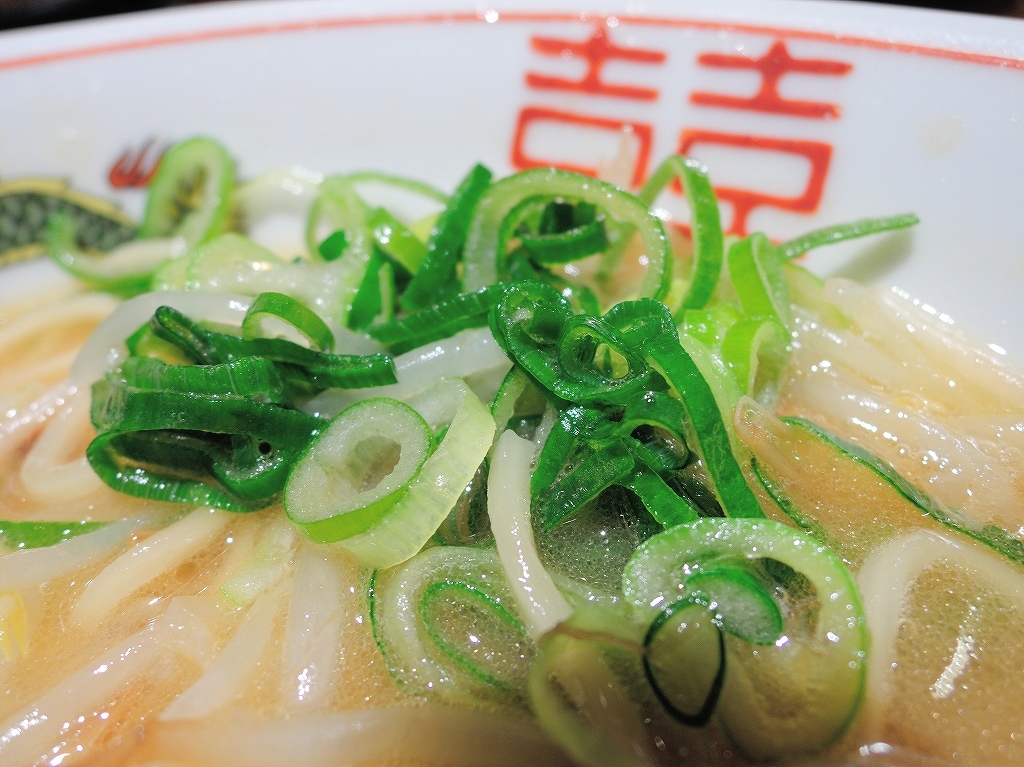 ナルトもメンマもないけれど。@関内_a0384046_23090492.jpg