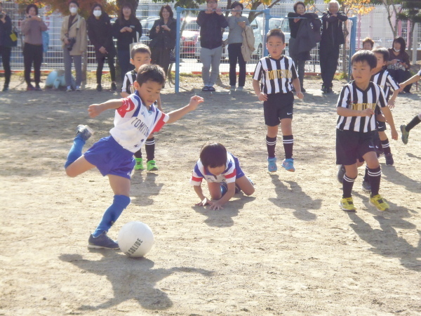 サッカー大会 男子の部予選会_b0233868_14114334.jpg