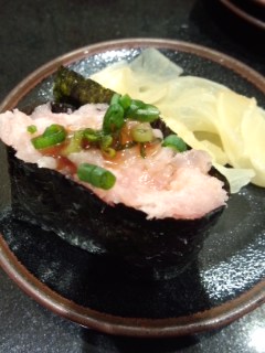 東京駅 函館立喰い寿司 函太郎(かんたろう)の握り1貫80円より_f0112873_23471032.jpg