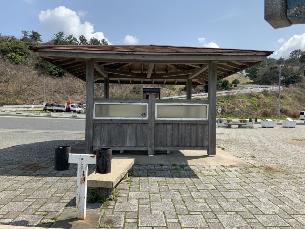 ナイスビューパークの東屋リノベーション_e0125700_17422390.jpeg