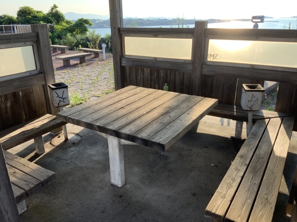 ナイスビューパークの東屋リノベーション_e0125700_17430490.jpeg