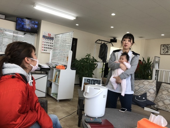 12月11日(水) 本店ブログ♪ レジアスエース DXワイドスパーロングボディ ハイルーフ 4WD ディーゼルありますよん_b0127002_16404171.jpg