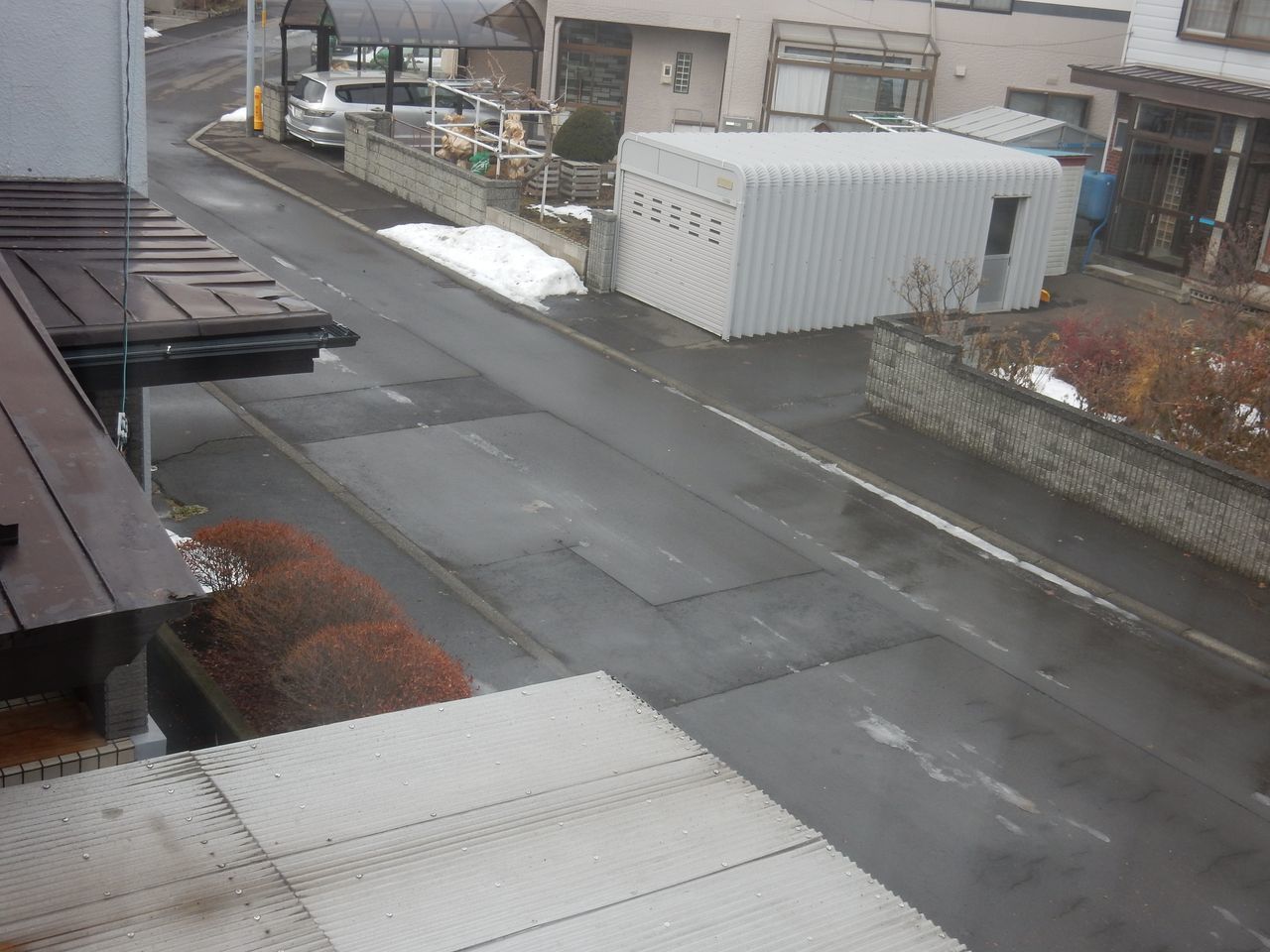 ほとんどの札幌の地域から積雪が消えました_c0025115_20553595.jpg