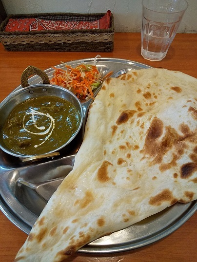 インド料理サティ でカレーランチと 筥崎小豆庵 の和菓子 キッチンで猫と インド料理サティ でカレーランチと 筥崎小豆庵 の和菓子 キッチンで猫と