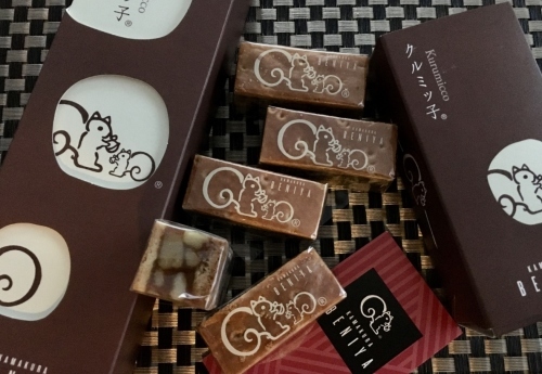 雨の鎌倉、買いまくり食べまくり_e0326953_18393768.jpg