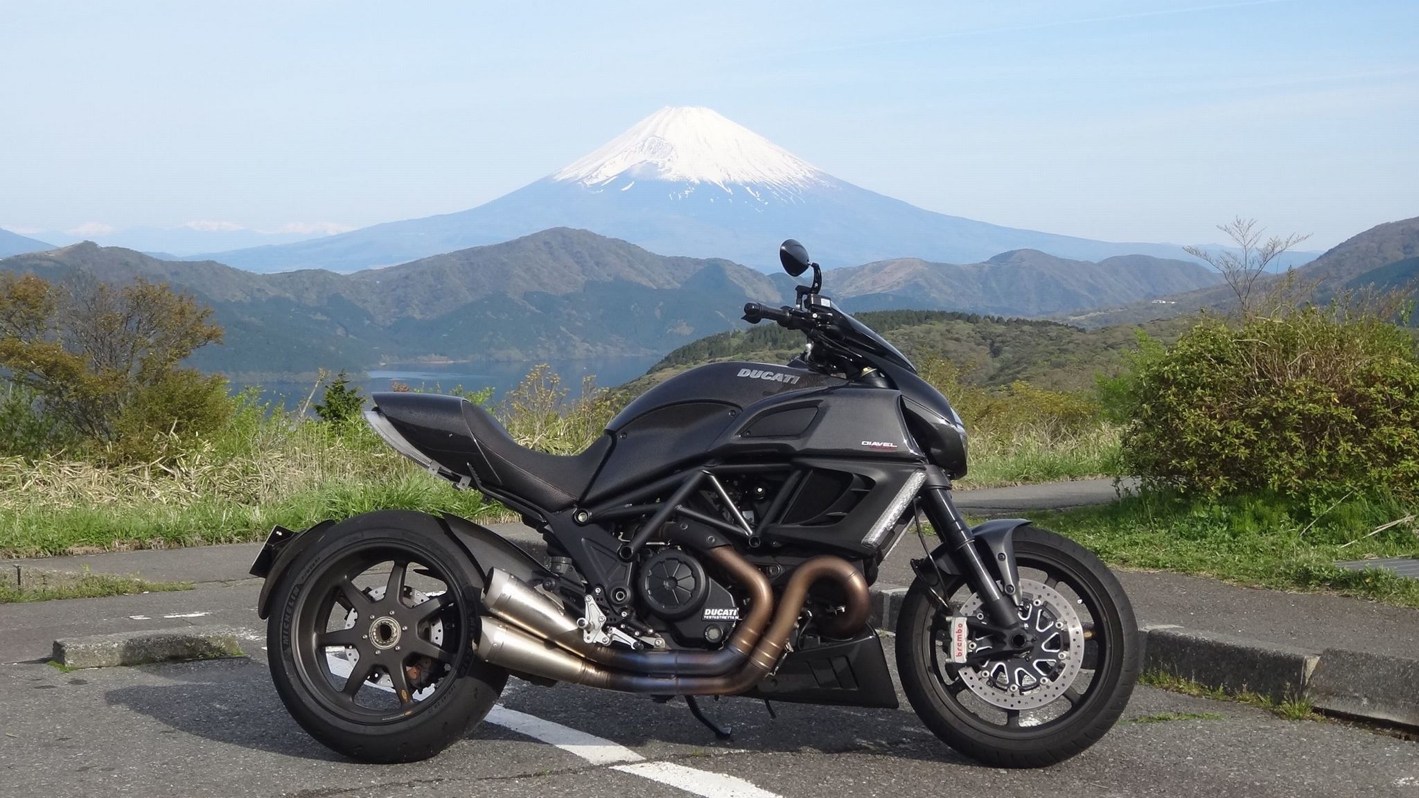 落札者から Diavel 引き取り完了の連絡あり_f0004270_22175052.jpg