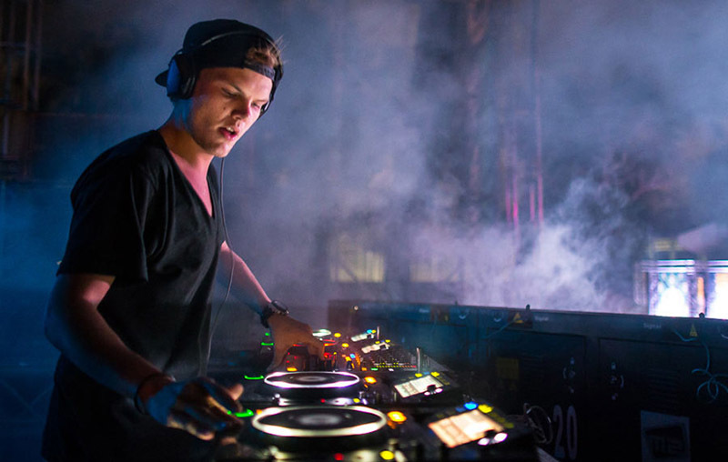 AVICII TRIBUTE CONCERT: IN LOVING MEMORY OF TIM BERGLING_b0078188_21261896.jpg