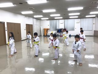 木曜空手　前田教室　手稲教室_c0118332_21182335.jpg